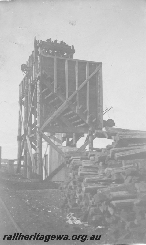 P01985
1 of 3 views of the coal stage at Mullewa, rear and side view
