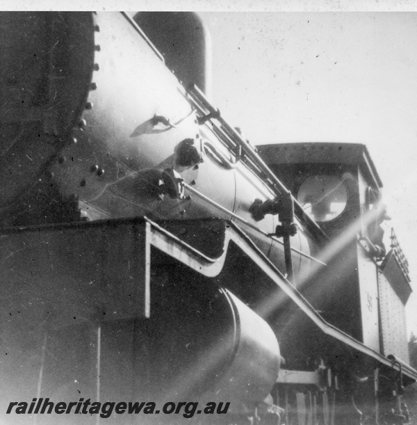P02213
Bunnings loco No.53, Manjimup, view below the footplate.
