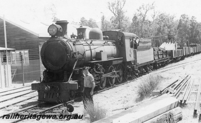 P02305
Hawker Siddeley building Supplies ex WAGR C class 432 