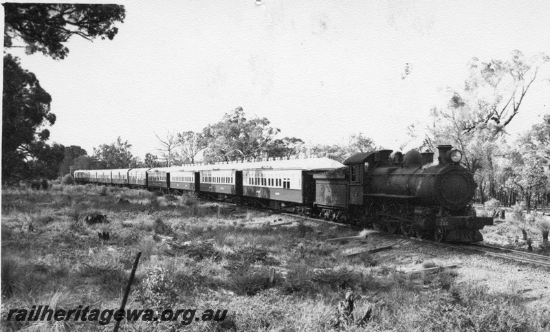 P02477
ES class 352 with 