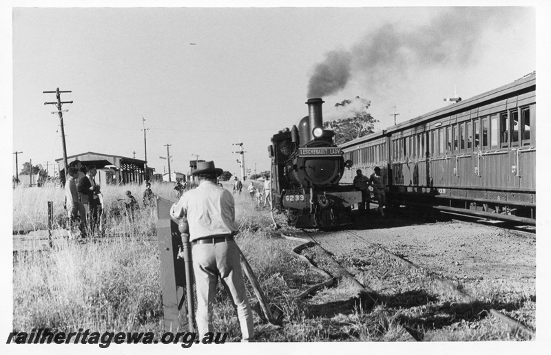 P02867
2 of 2, G Class 233 