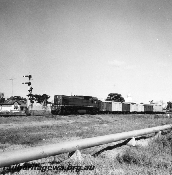 P03140
AB class 1531, shunting goods carriages, signal, Wagin, GSR line
