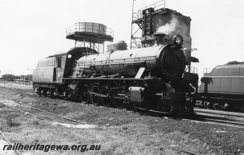 P03484
W class 902, coaling tower, Water tower, Midland loco depot, side and front view
