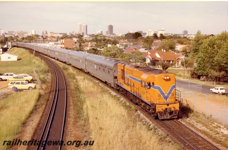 P03818
K class 204, Westrail orange with blue and white stripe livery, heading the east bound 