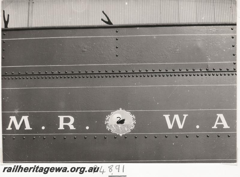 P04891
MRWA loco tender side showing MRWA lettering and crest
