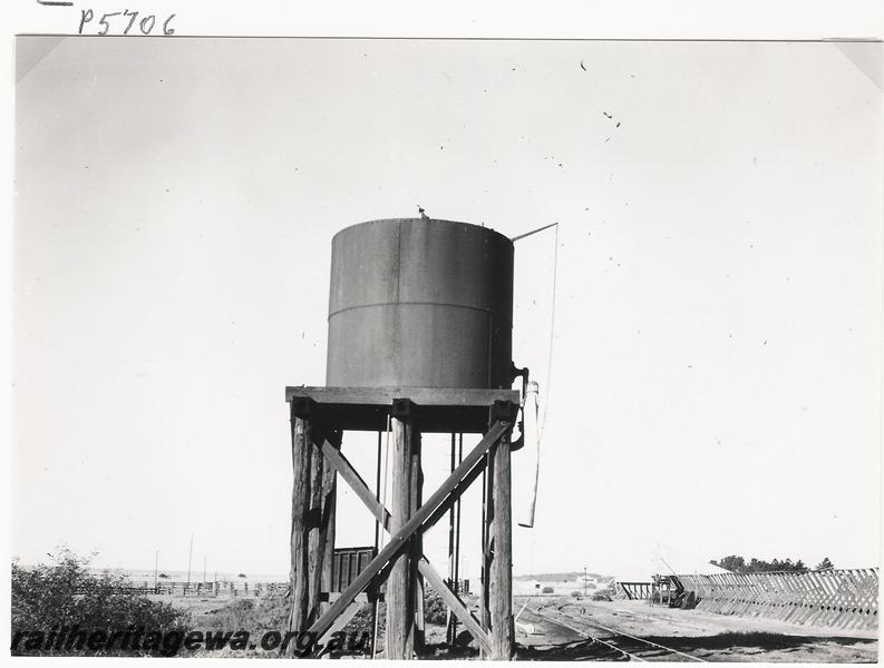 P05706
MRWA water tower, Mingenew, MR line
