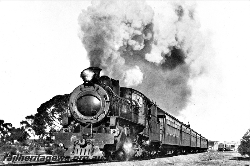 P05769
P class  heading the Kalgoorlie Express departing Yellowdine with Kalgoorlie bound  train, view along the train, EGR line. Same as P03267 & P04075
