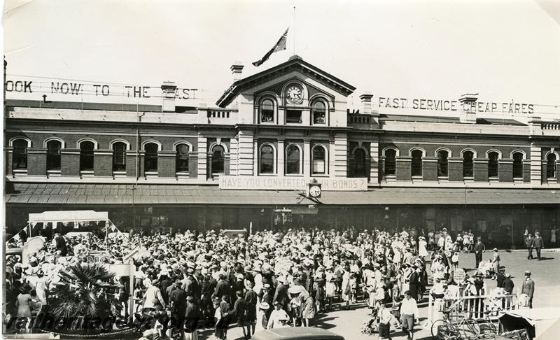 P05799
Perth Station forecourt,  street side, looking direct at entrance, signs advertising 