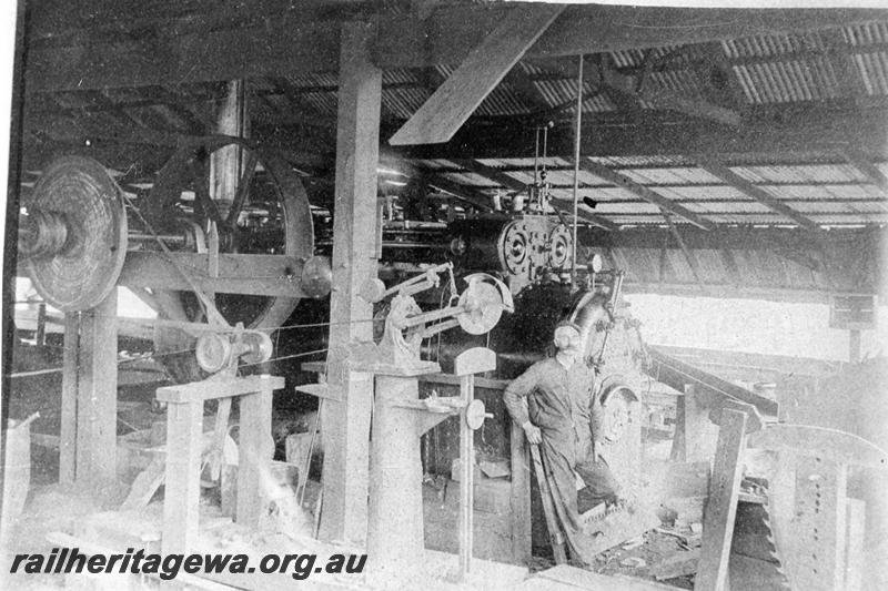 P05955
Steam engine powering machinery at an Unknown mill
