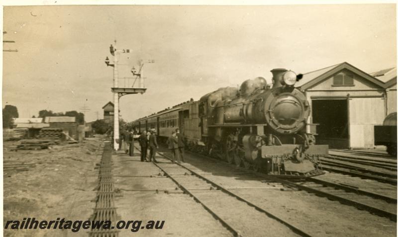 P06254
P class, signals, goods shed, signal box, Southern Cross, EGR line, on No.86 passenger train
