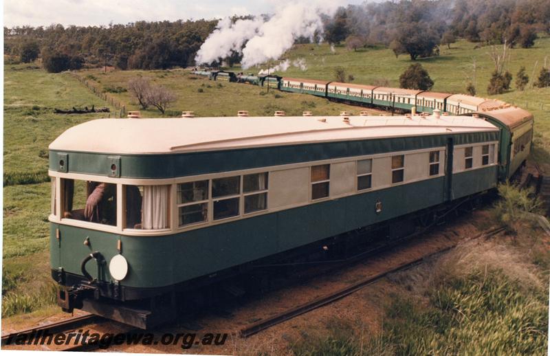 P06784
AN class 413 Vice Regal carriage, en route to Dwellingup, PN line, end and side view.
