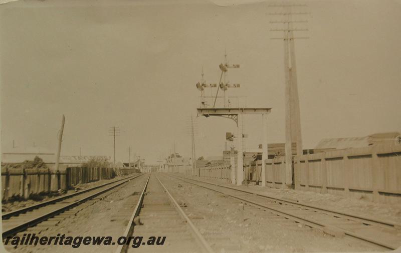 P07207
Signals between Perth station and East Perth
