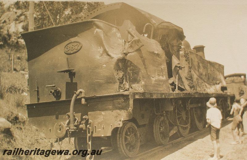 P07277
5 of 6 views of the derailment of D class 387 on No. 42 Mixed at 