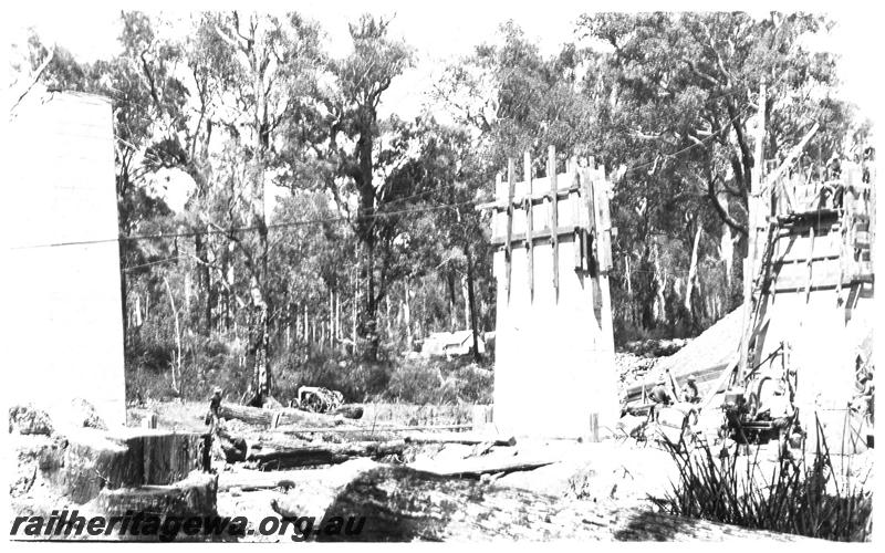 P07354
3 of 10 views of the construction of the deviation at Allanson, BN line, Hamilton River Bridge under construction, concrete pylons being constructed
