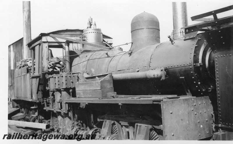P08064
Bunnings Shay loco, Argyle Mill, cylinder side view, derelict

