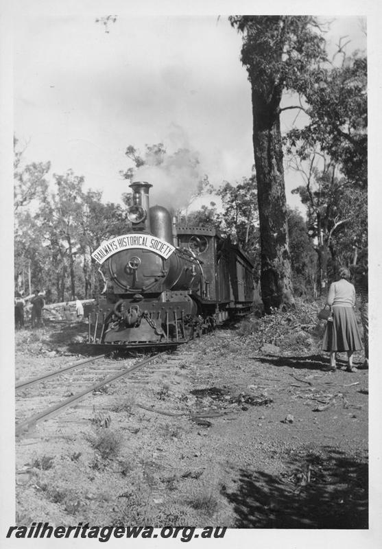 P08144
Millars loco No.61, Albany Highway crossing, ARHS tour train, head on view of loco.
