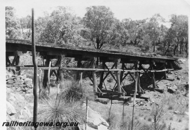 P08250
Trestle bridge, Millars track on the Yarloop zig zag.
