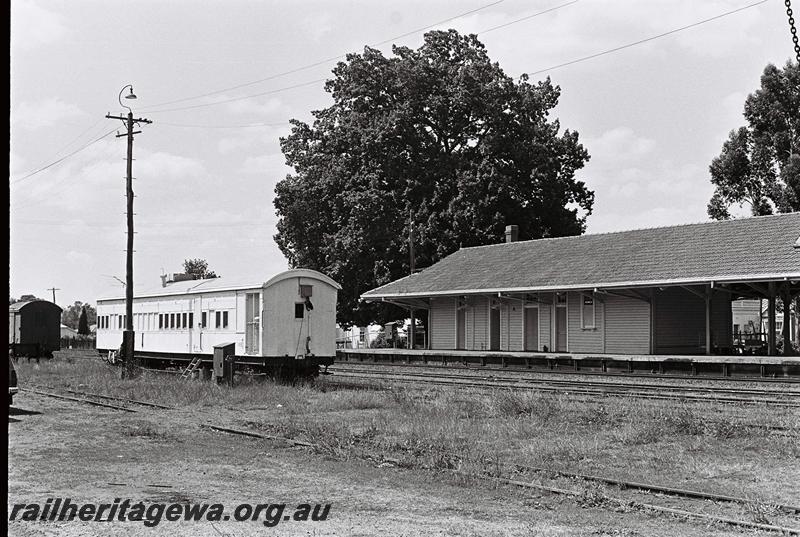 P09115
VW class workman's carriage, station building, Donnybrook, PP line, view across yard
