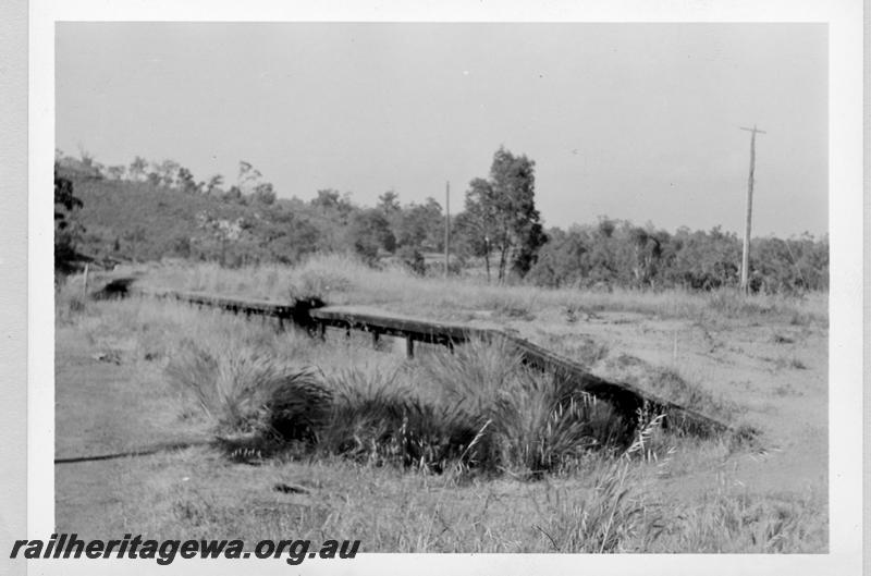 P09387
Swan View, platform, formation, looking south west. ER line.
