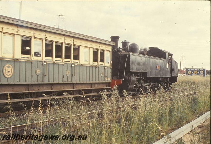 P09873
DD class 599, up show special, ACL class carriages, approaching Daglish. ER line.
