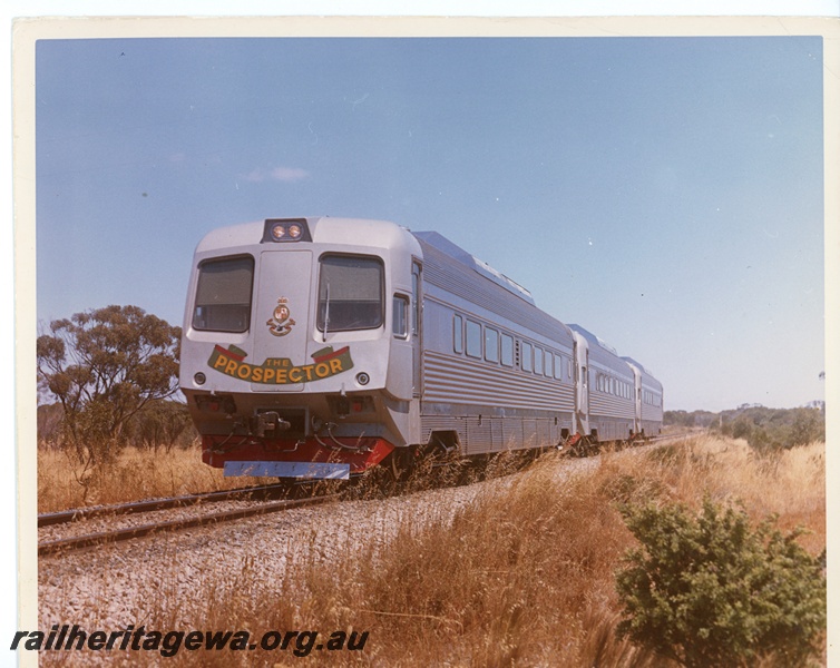 P10623
Three car Prospector set pictured enroute to Kalgoorlie in the Eastern Wheatbelt.
