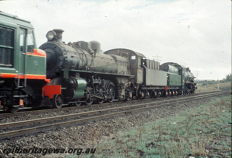 P11423
W class 913, PM class 719, X class 1028 