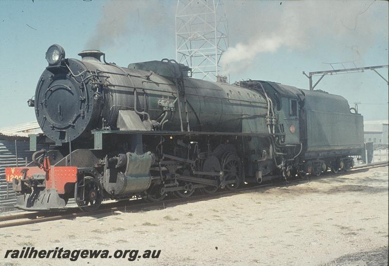 P11627
V class 1208, Leighton Yard. ER line.
