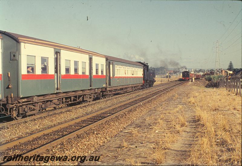 P11880
DD class 592, suburban passenger, DD class 594, suburban goods in background. Unknown location.
