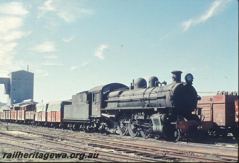 P11962
P class 508, Midland marshalling yard. ER line.

