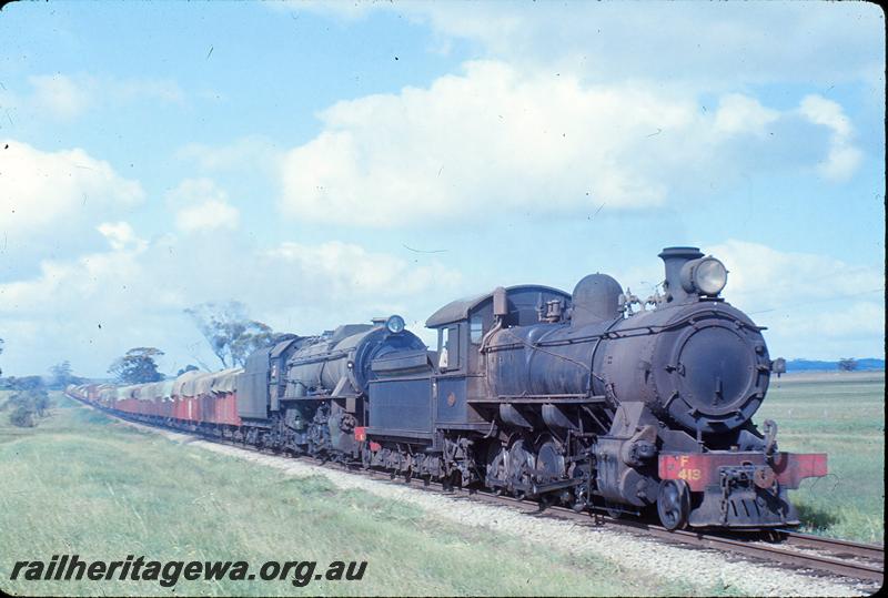 P12249
F class 413, V class 1216, 24 goods north of Burges. GSR line.

