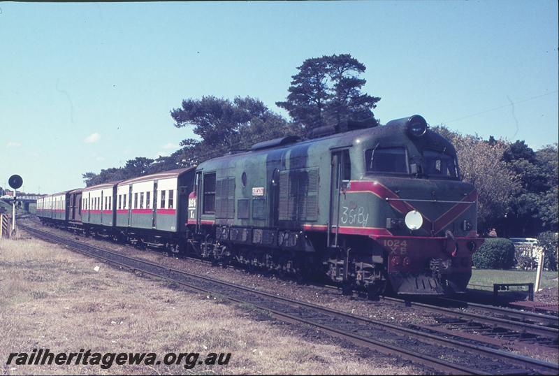 P12295
XB class 1024, Up show special, Subiaco. ER line.
