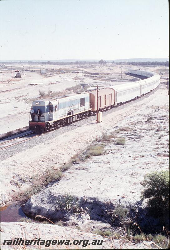 P12339
K class 209, taking ROA coaches to Kewdale yard. SG line.

