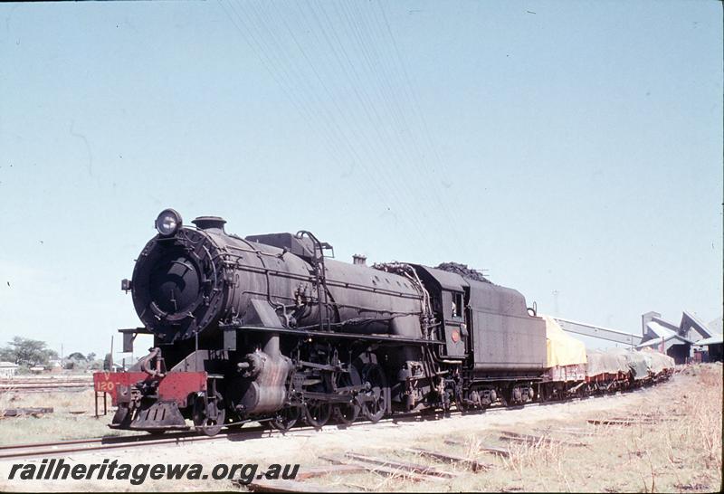 P12343
V class 1207, down goods, departing Midland Marshalling Yard. ER line.
