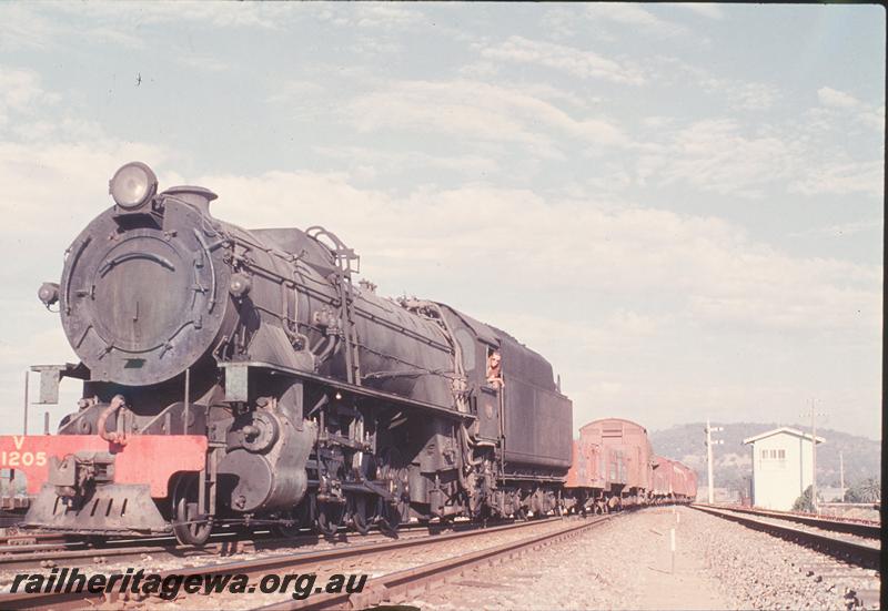 P12346
V class 1205, 24 goods, arriving Midland Marshalling yard, Bellevue signal box, signals. Avon Valley line.
