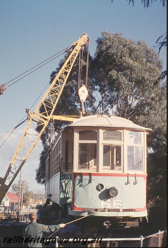 P12370
Tram 66, lifting for move, South Perth Zoo
