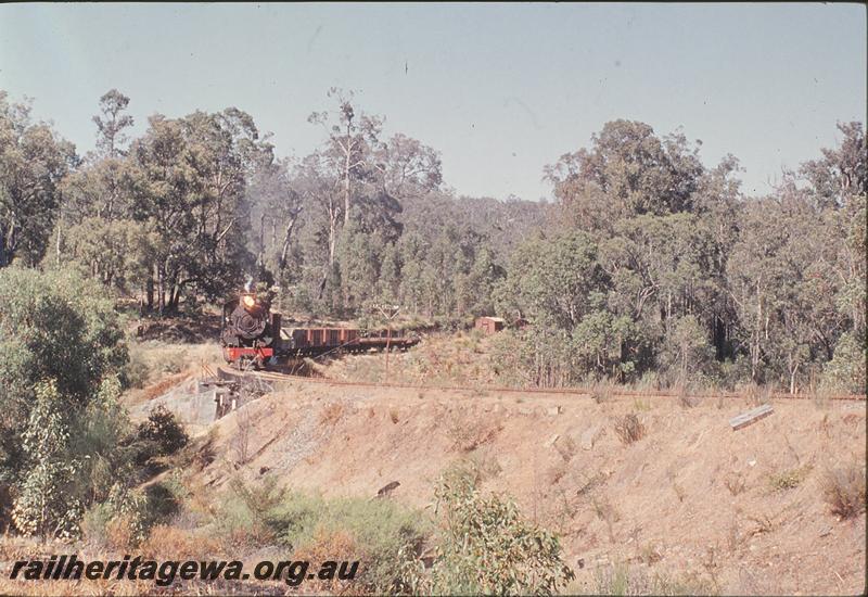 P12383
W class 922, 193 goods, on bridge, after splitting train. PN line.

