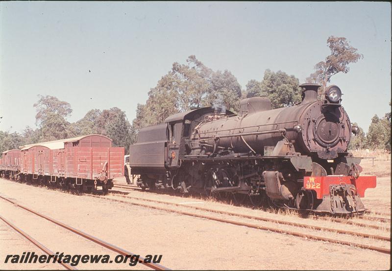 P12389
W class 922, shunting Dwellingup, PN line.
