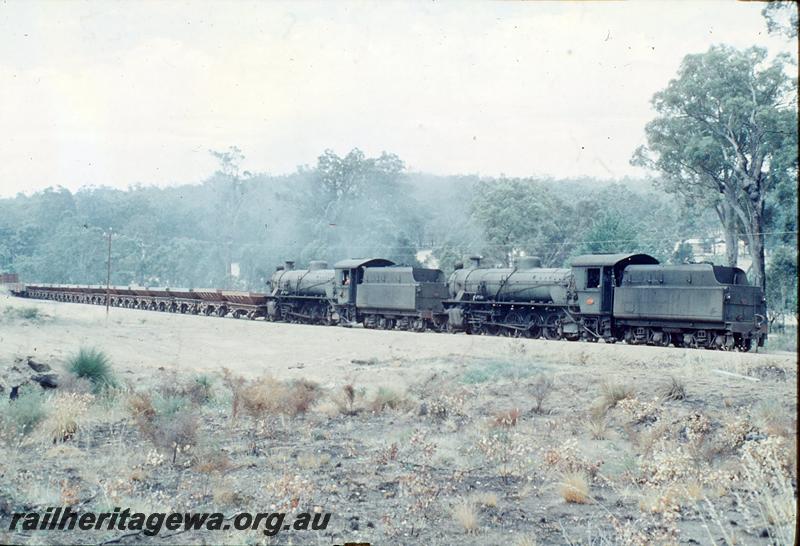 P12433
W class 924, W class 922, on empty ballast returning near Catterick, PP line.
