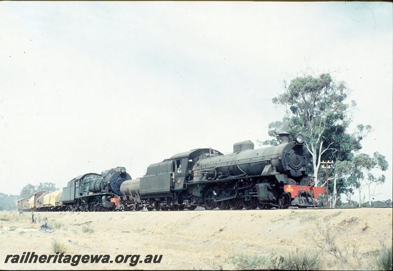 P12461
W class 929 with water gin, S class 544 