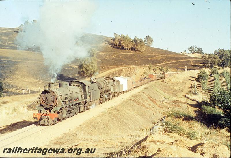 P12486
W class 940, S class 550 