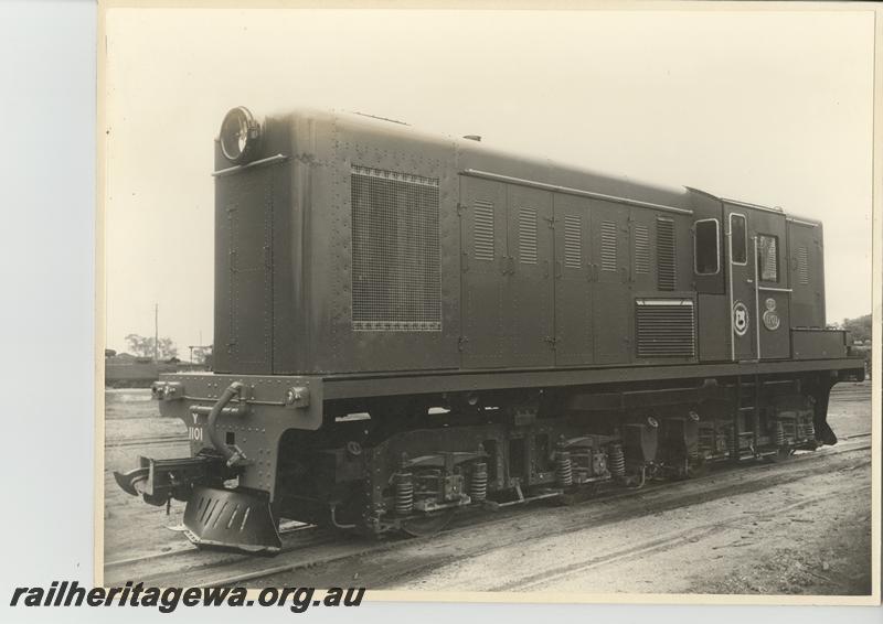 P12555
Y class 1101 in plain green livery, as new, long hood end and side view. (scanned print located in MC1B2G)
