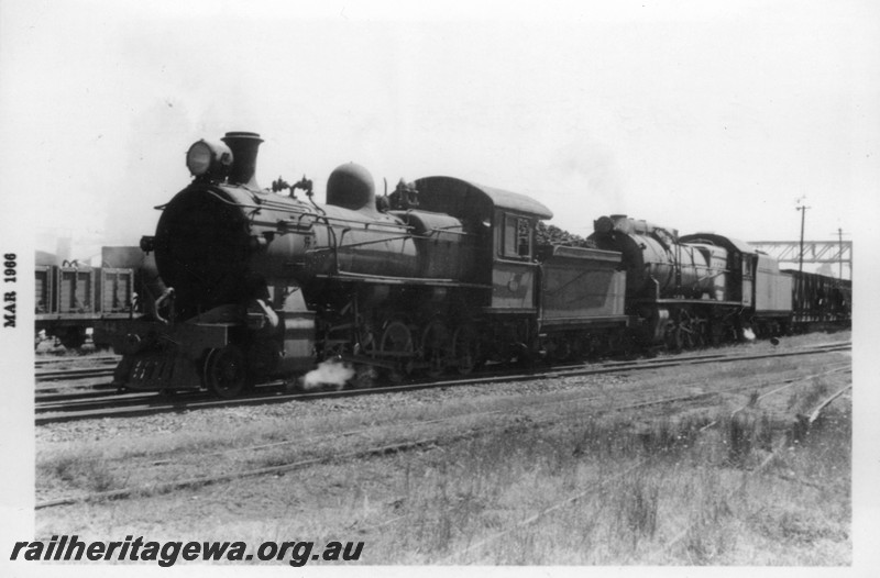 P13332
FS class 449, S class 545 double heading, Collie, BN line, goods train
