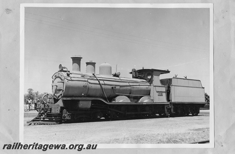 P13626
MRWA B class 6 in all over grey livery, front and side view,

