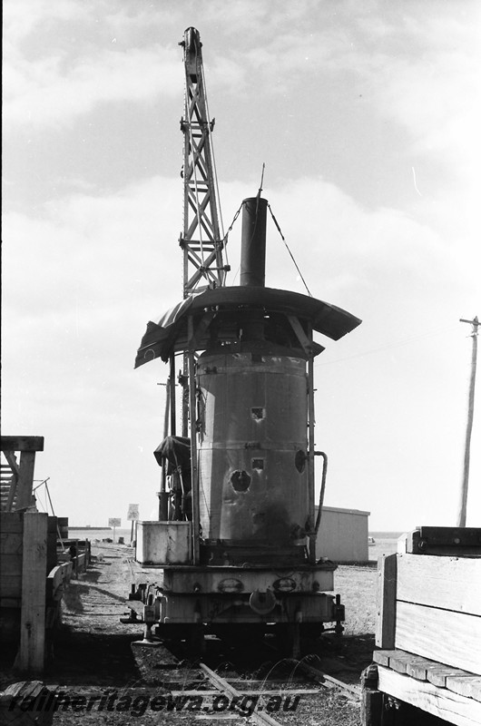 P13927
4 of 32 images of the railway and jetty precincts of Busselton, BB line, steam crane, rear view
