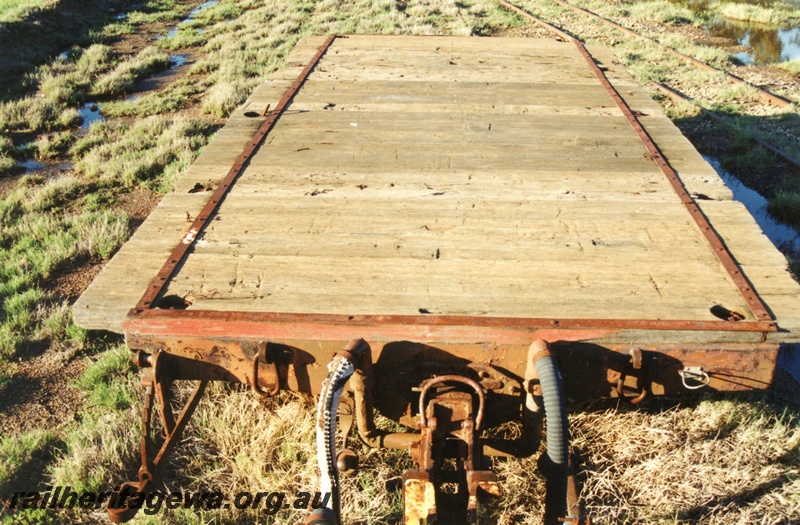 P15794
NF class 22867, brown livery, old Northam yard, view along the deck.
