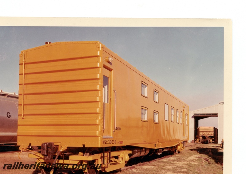 P15991
WSC class 30630, standard gauge breakdown train's Crew Living Van, as new, end and side view, similar to P03793
