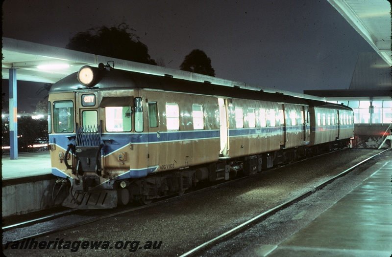 P16659
ADGV class 603 railcar, with another car, about to depart for the city, platforms, roof, Midland station, ER line, front and side view
