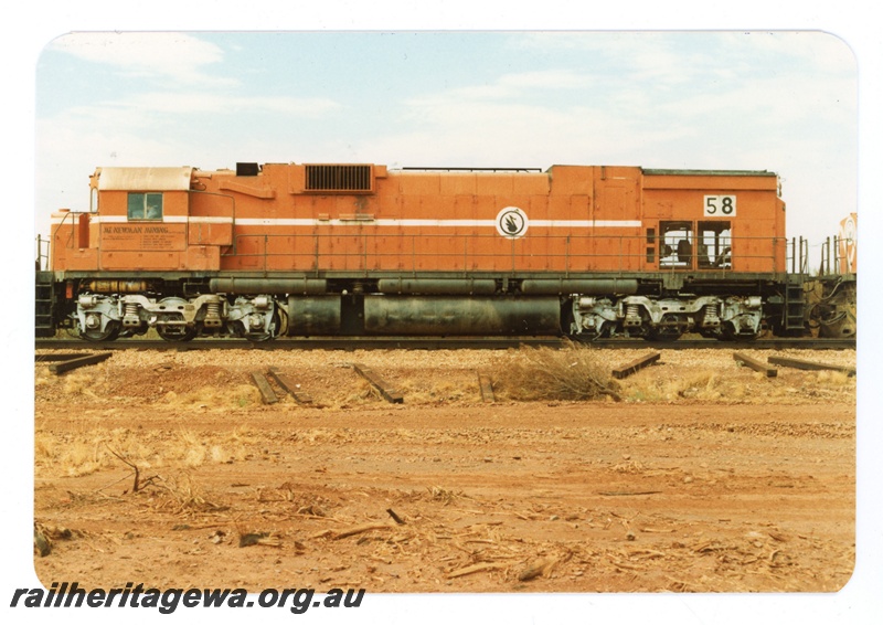 P16752
Mount Newman (MNM) C636 class 5458 side view of locomotive.
