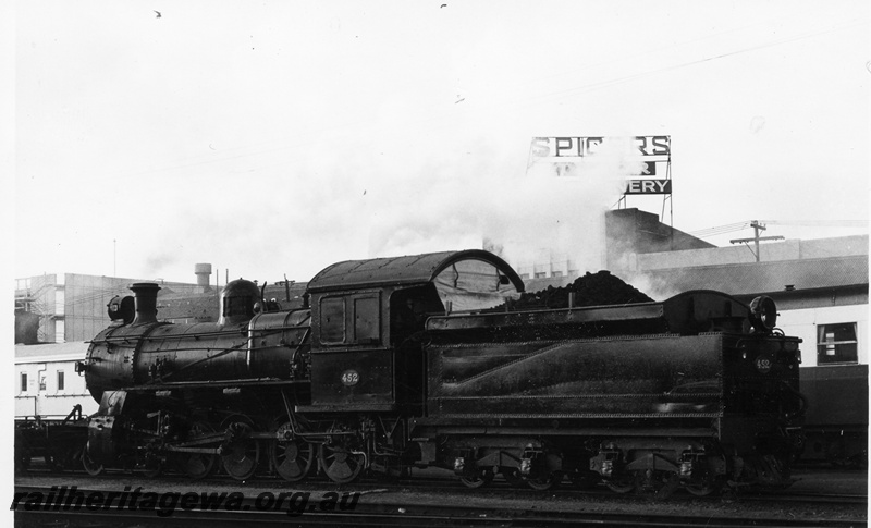 P17639
FS class 452 steam locomotive, Pyle headlight on the rear of the tender, side and end view, Perth Yard  on shunting duties .
