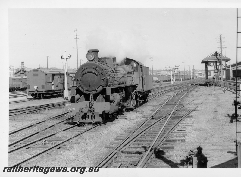 P18409
PMR class 729, ZBA class brakevan, bracket signals, signal box, Perth, front and side view
